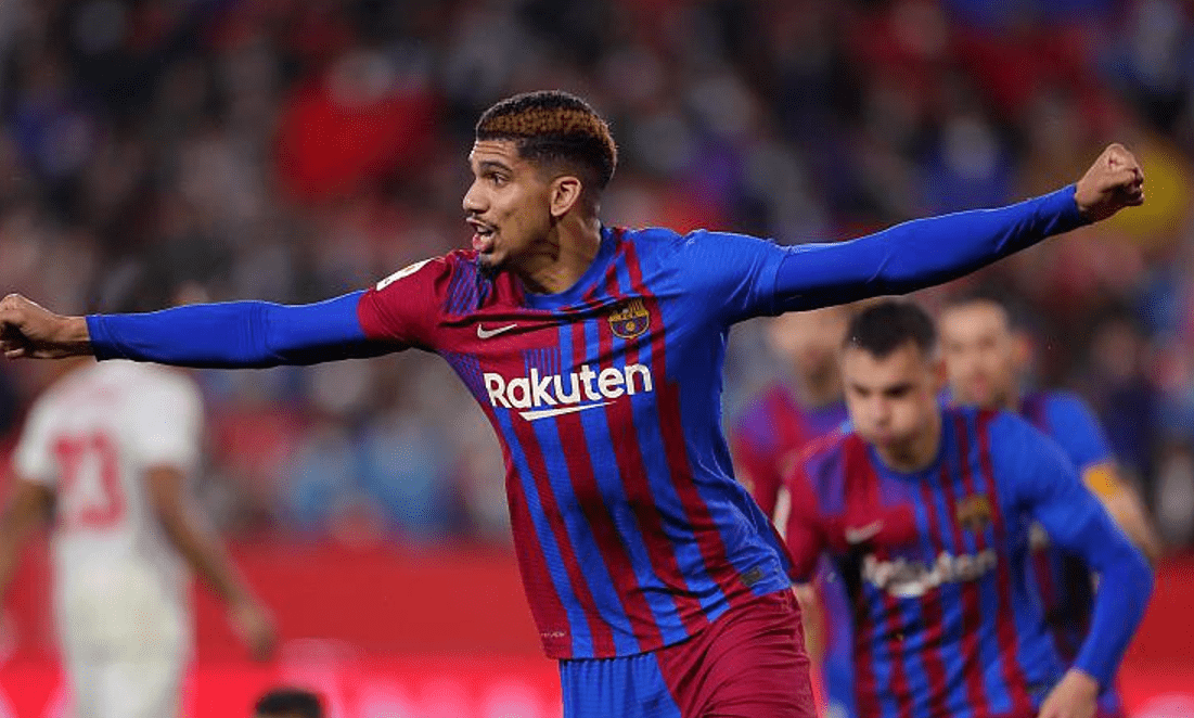 平博登录欧冠转会期走向成谜；多伦多猛龙单刀错失；态度坚定；数据趋势出现新变化的简单介绍