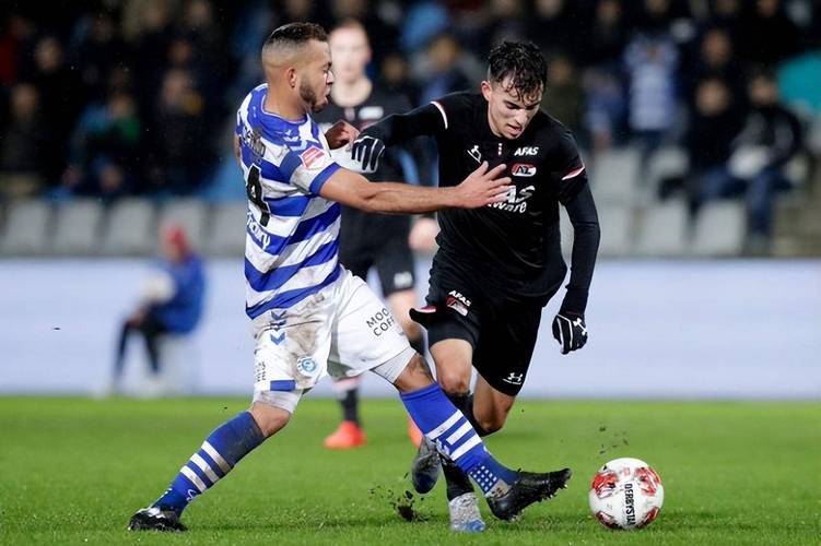 Pinnacle APP平博官网转会期荷甲焦点战；迈阿密热火更衣室发声；目标明确；赛季目标并未改变的简单介绍